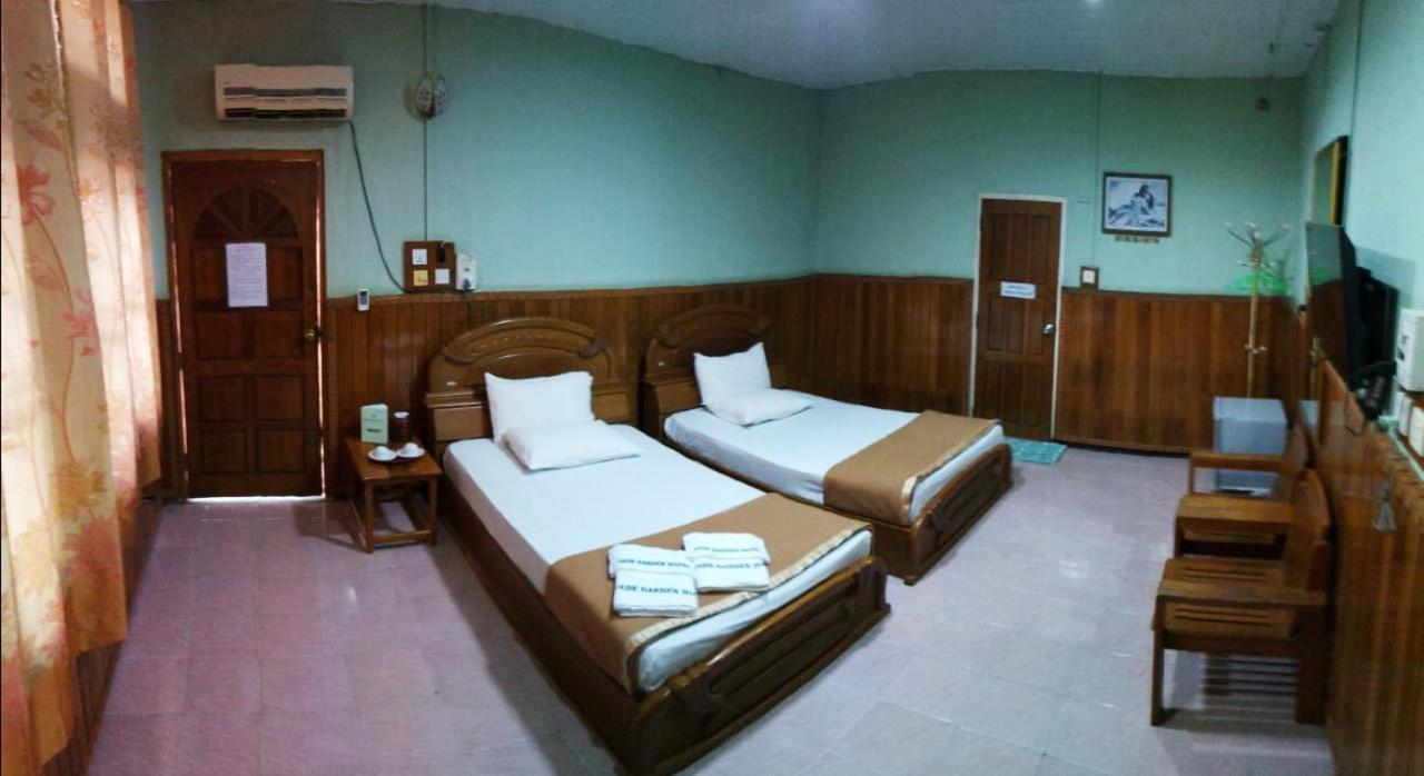 Jade Garden Hotel Bago Exterior photo